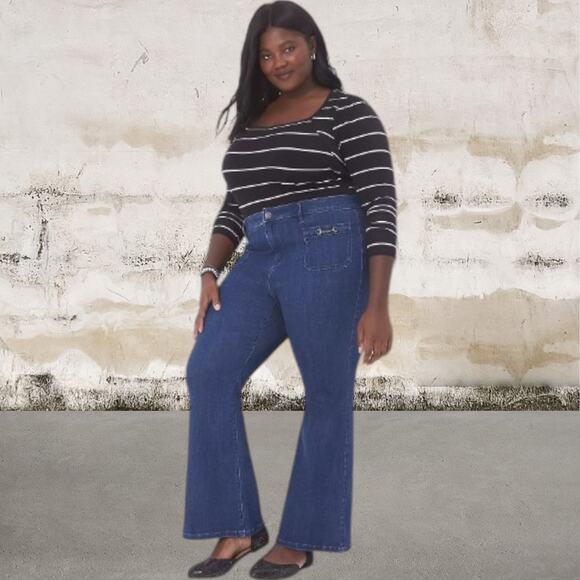 Lane Bryant NWT Signature Fit High-Rise Dressy Flare Jean Medium Wash Size 20 - Picture 1 of 10